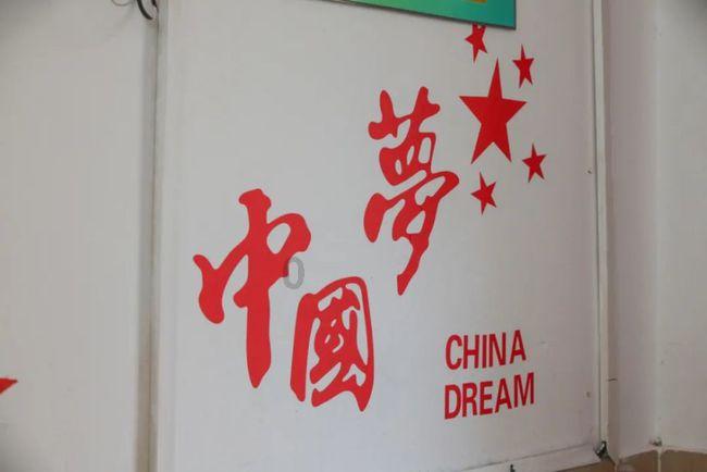 朋友间会有这种反应吗？游戏画面
